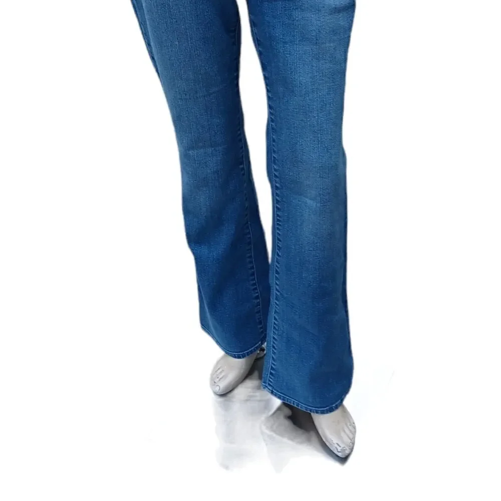 425210...Women's Michael Kors Bootcut Jeans Size 6, W29